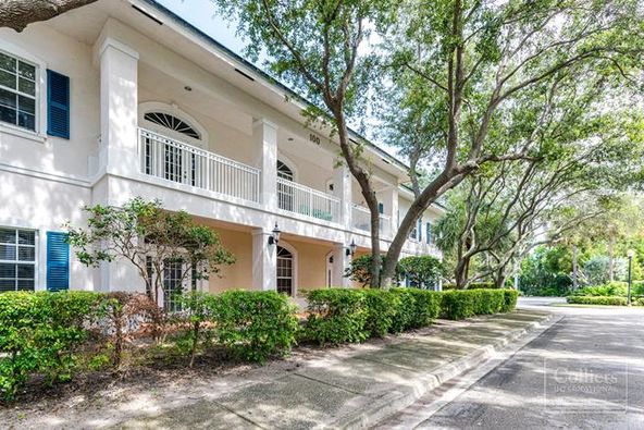 Owner/User or Investment Opportunity in Palm Beach Gardens: 100 Village Square Xing, West Palm Beach, FL 33410